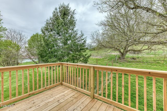 1005 & 1009 Island Road, Blountville, TN 37617