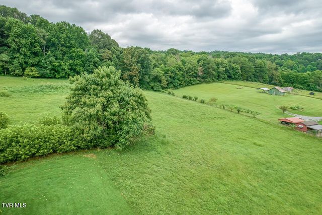 1005 & 1009 Island Road, Blountville, TN 37617