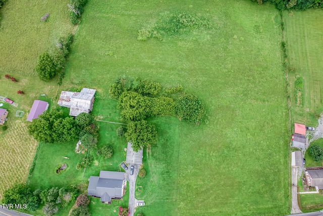 1005 & 1009 Island Road, Blountville, TN 37617