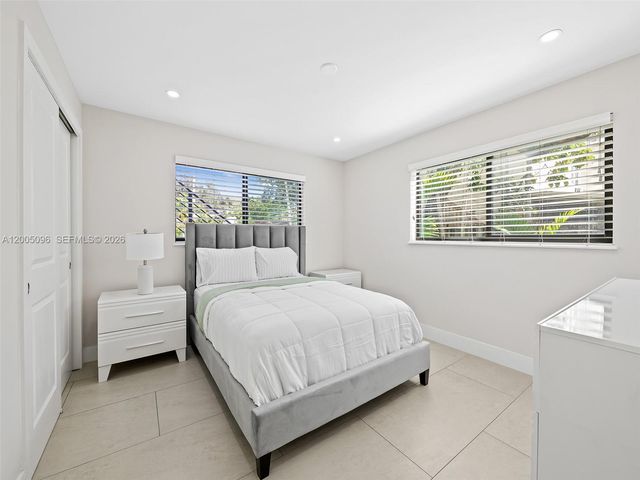 1305 SE 1st St 2, Fort Lauderdale, FL 33301