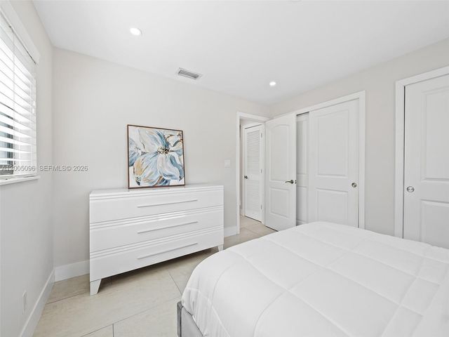 1305 SE 1st St 2, Fort Lauderdale, FL 33301