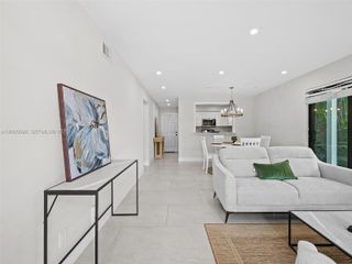 1305 SE 1st St 2, Fort Lauderdale, FL 33301