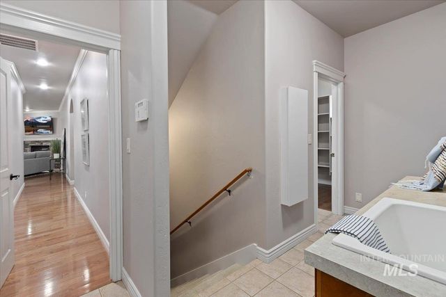 668 Canyon Park Ave, Twin Falls, ID 83301