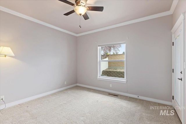 668 Canyon Park Ave, Twin Falls, ID 83301