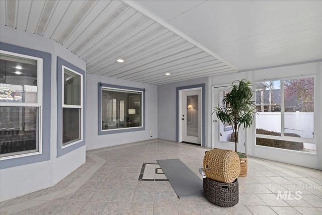 668 Canyon Park Ave, Twin Falls, ID 83301