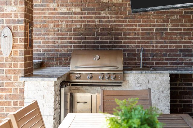 55 Adrianna Path Drive, Missouri City, TX 77459