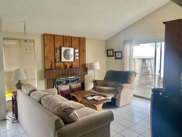 5284 Shiloh Way, Ventura, CA 93003