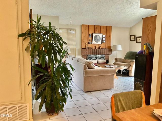 5284 Shiloh Way, Ventura, CA 93003