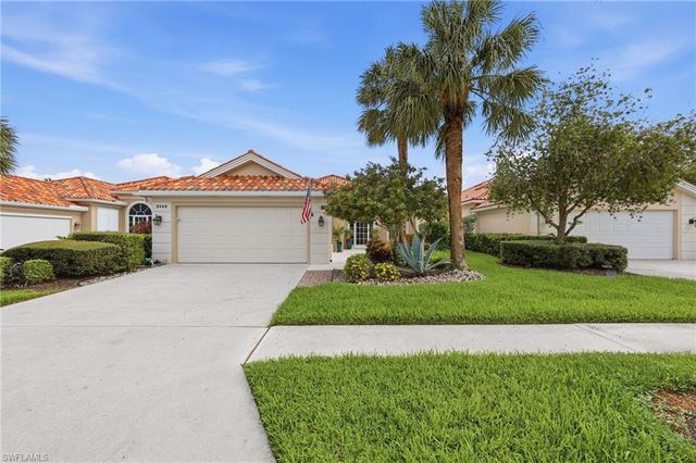 3444 Donoso CT, Naples, FL 34109