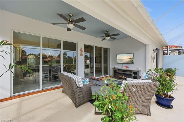 3444 Donoso CT, Naples, FL 34109