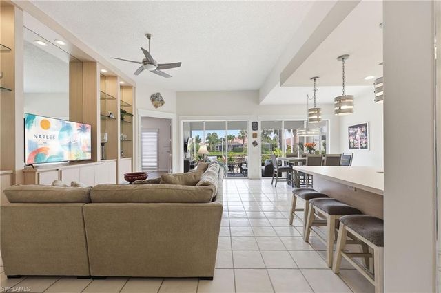3444 Donoso CT, Naples, FL 34109