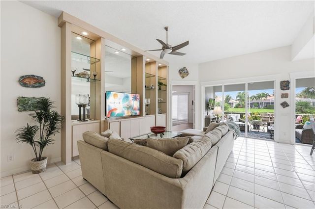 3444 Donoso CT, Naples, FL 34109