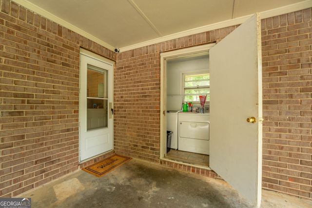 84 Lovell Circle, Toccoa, GA 30577