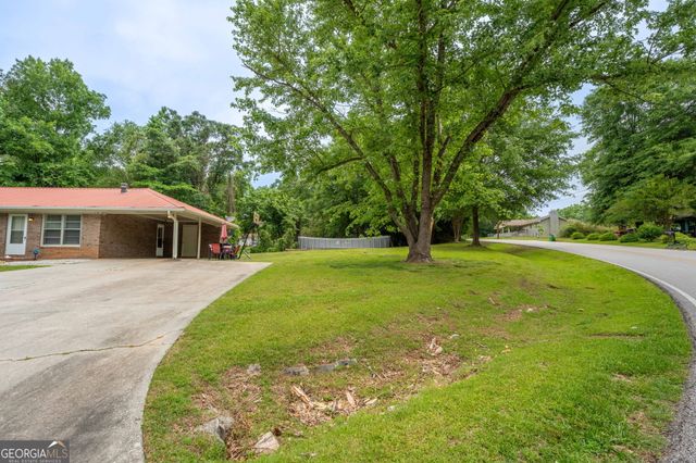 84 Lovell Circle, Toccoa, GA 30577