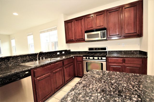 20625 Sarazen Pl, Patterson, CA 95363