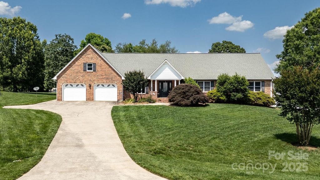 139 Hardwick Drive, Mooresville, NC 28115