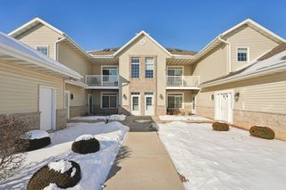 1620 Grey Fox TRAIL #D, Mukwonago, WI 53149