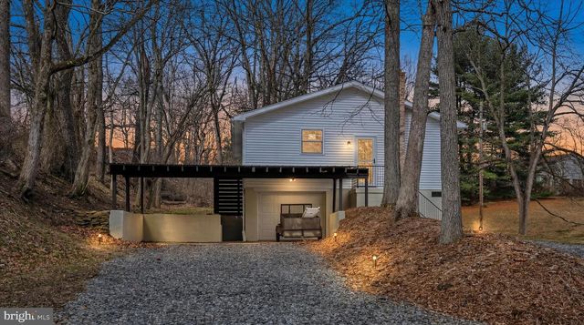 1024 PINE ST, Pottsville, PA 17901