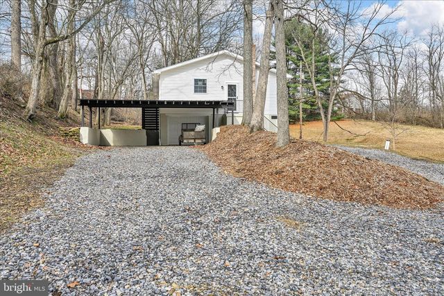 1024 PINE ST, Pottsville, PA 17901