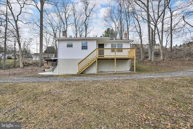 1024 PINE ST, Pottsville, PA 17901