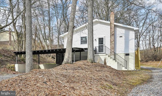 1024 PINE ST, Pottsville, PA 17901