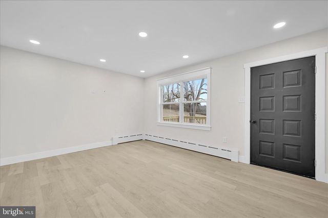 1024 PINE ST, Pottsville, PA 17901