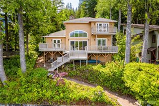 33571 Cliff Road, Mount Vernon, WA 98274
