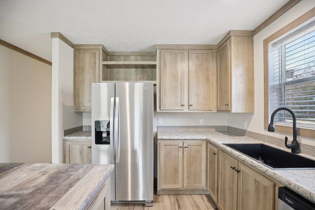 1575 Wixtown Rd, Westmoreland, TN 37186