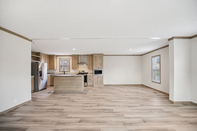 1575 Wixtown Rd, Westmoreland, TN 37186