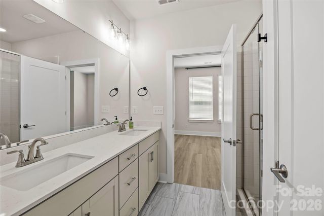 3213 Zenith Lane, Charlotte, NC 28205