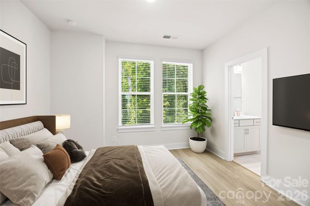 3213 Zenith Lane, Charlotte, NC 28205