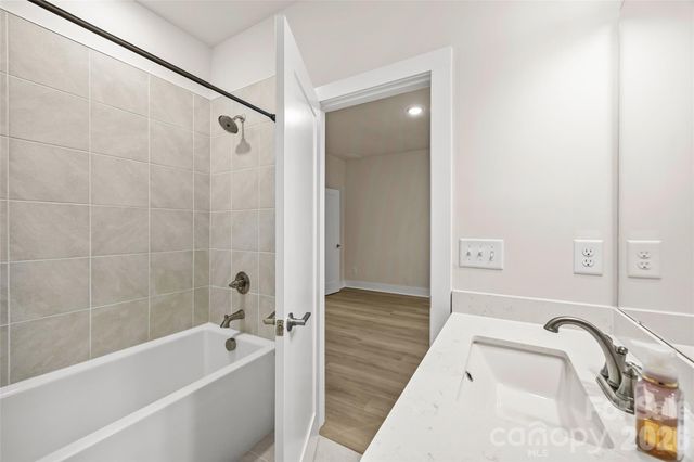 3213 Zenith Lane, Charlotte, NC 28205