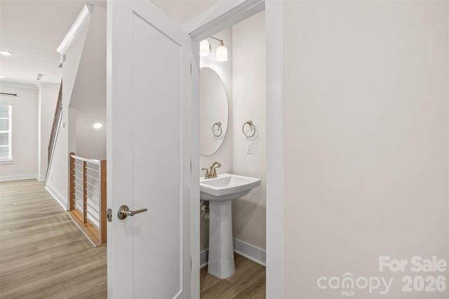 3213 Zenith Lane, Charlotte, NC 28205
