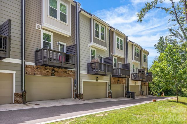 3213 Zenith Lane, Charlotte, NC 28205