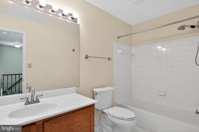 12578 KEMPSTON LN, Woodbridge, VA 22192