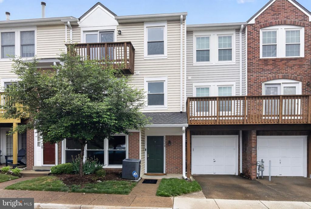 12578 KEMPSTON LN, Woodbridge, VA 22192
