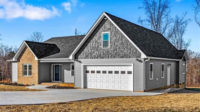 3315 Fox Glow Trail, Asheboro, NC 27205