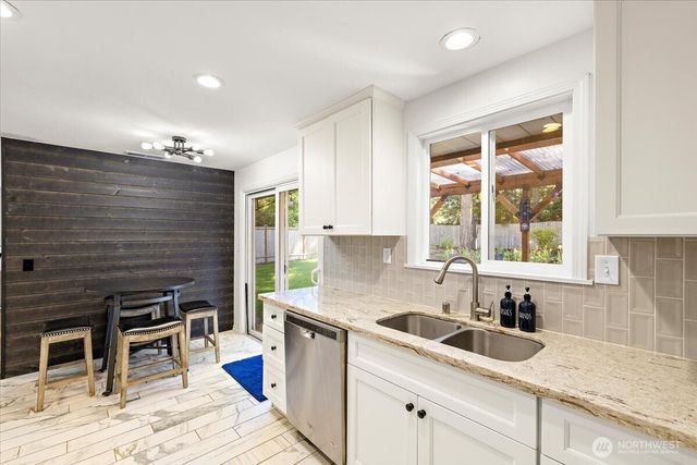 23627 101st Avenue W, Edmonds, WA 98020