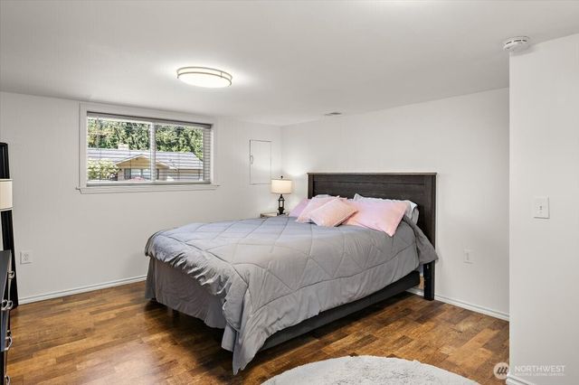 23627 101st Avenue W, Edmonds, WA 98020