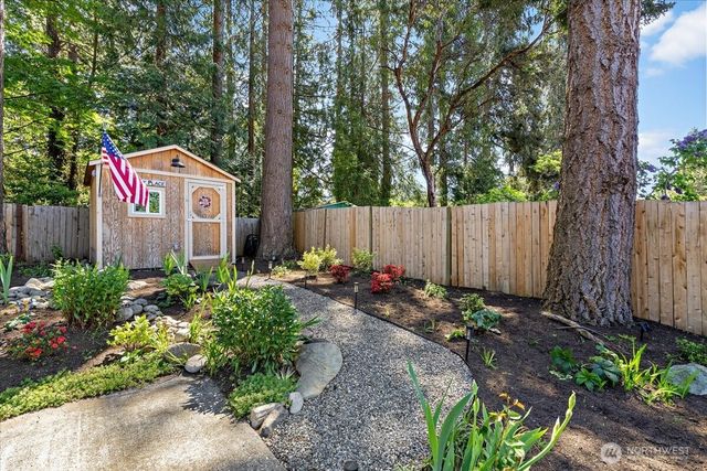 23627 101st Avenue W, Edmonds, WA 98020