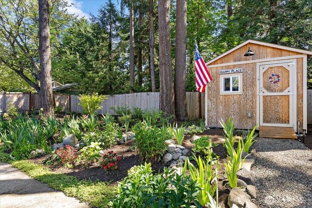 23627 101st Avenue W, Edmonds, WA 98020