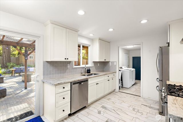 23627 101st Avenue W, Edmonds, WA 98020