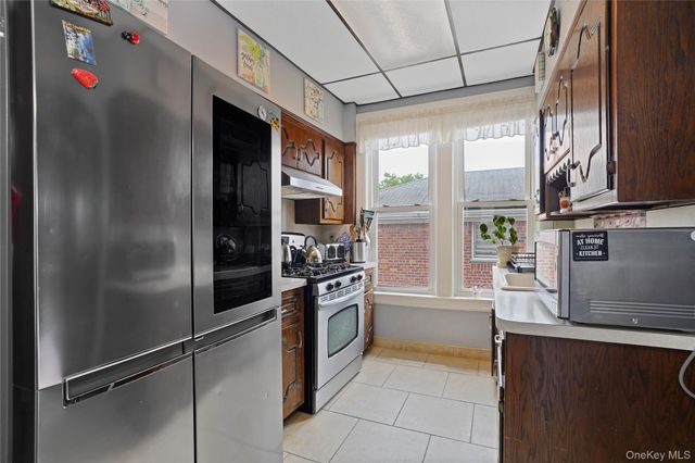 1550 E 54th Street, Brooklyn, NY 11234