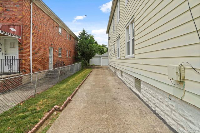 1550 E 54th Street, Brooklyn, NY 11234