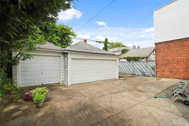 1550 E 54th Street, Brooklyn, NY 11234