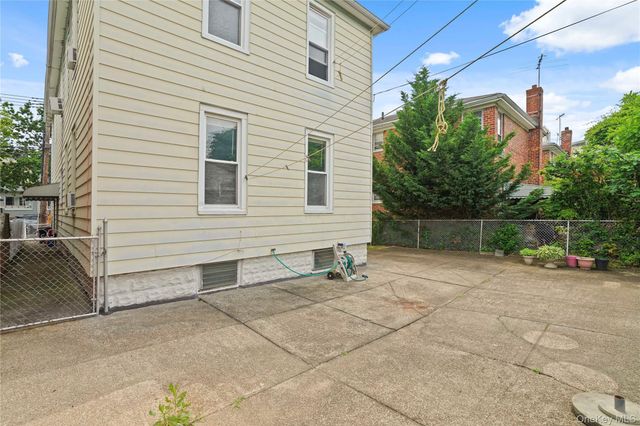 1550 E 54th Street, Brooklyn, NY 11234