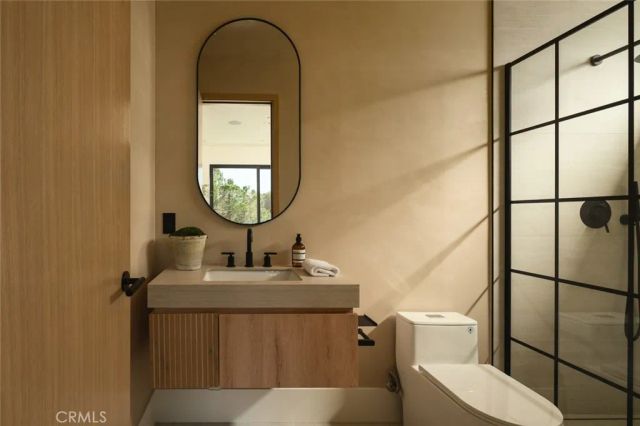 13231 Warren, Los Angeles, CA 90066