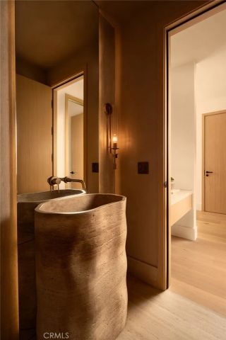 13231 Warren, Los Angeles, CA 90066