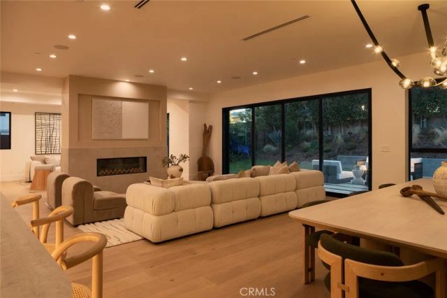 13231 Warren, Los Angeles, CA 90066