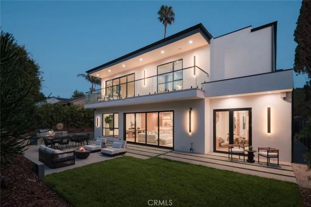 13231 Warren, Los Angeles, CA 90066